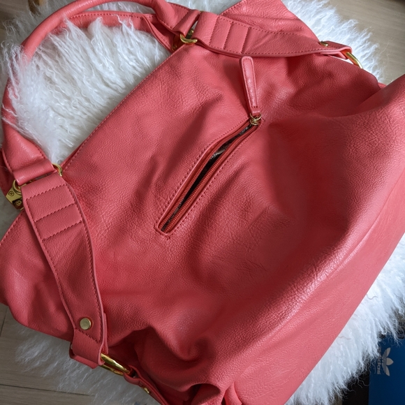 Moto Bag in Pink with Soft Faux Leather and Gold Details - Picture 4 of 5